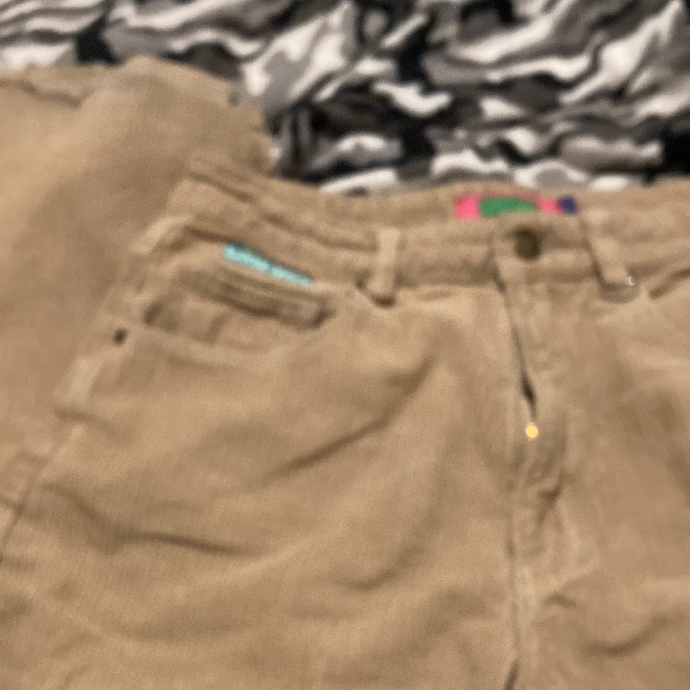 Tan khaki empyres